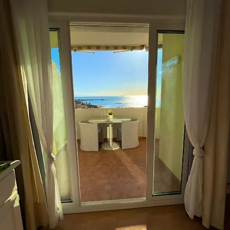 Paradise Lejlighed *